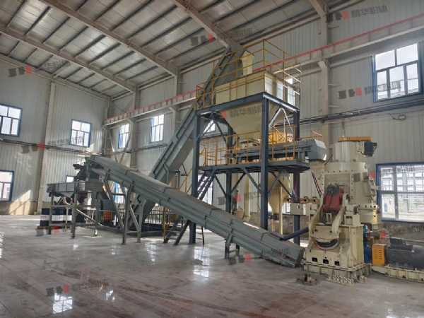 碳化硼超細立式磨--新疆某高新材料有限公司